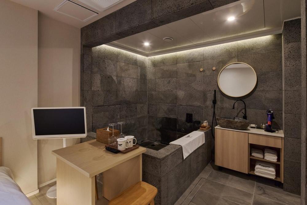 Guest house Whalero Gimpo Airport Seoul